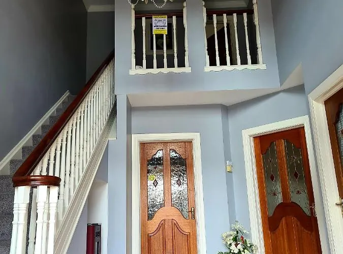 Archmor House Отель типа 